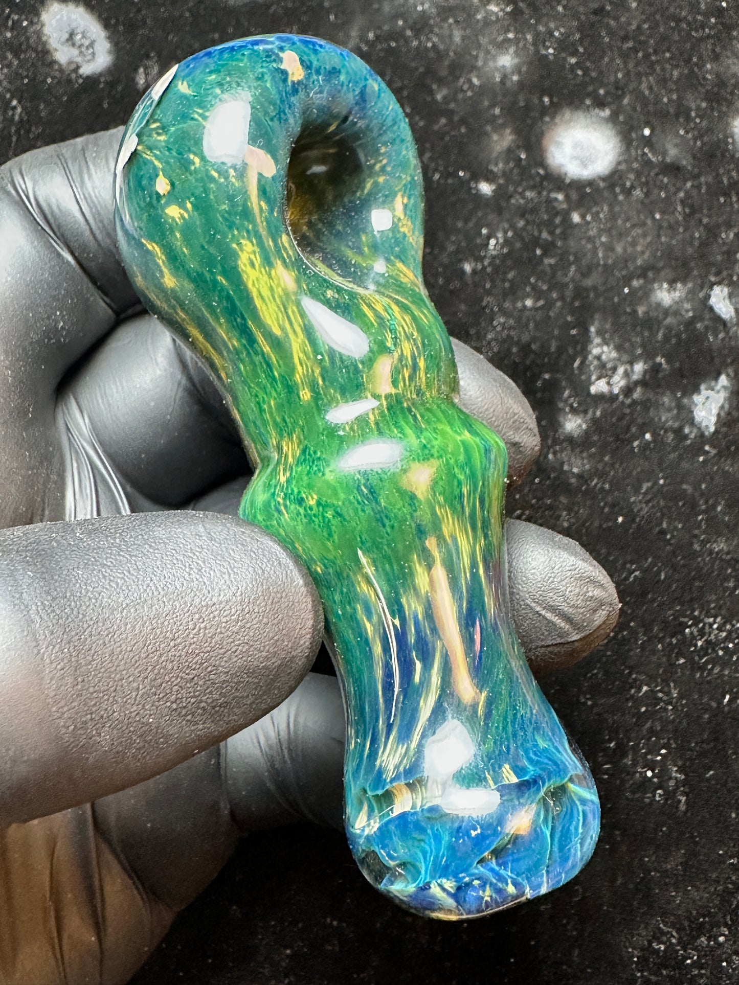 4" glass pipe