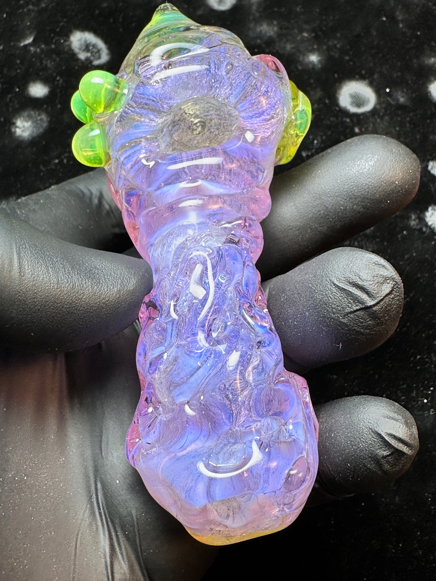 Purple color shifting pipe UV