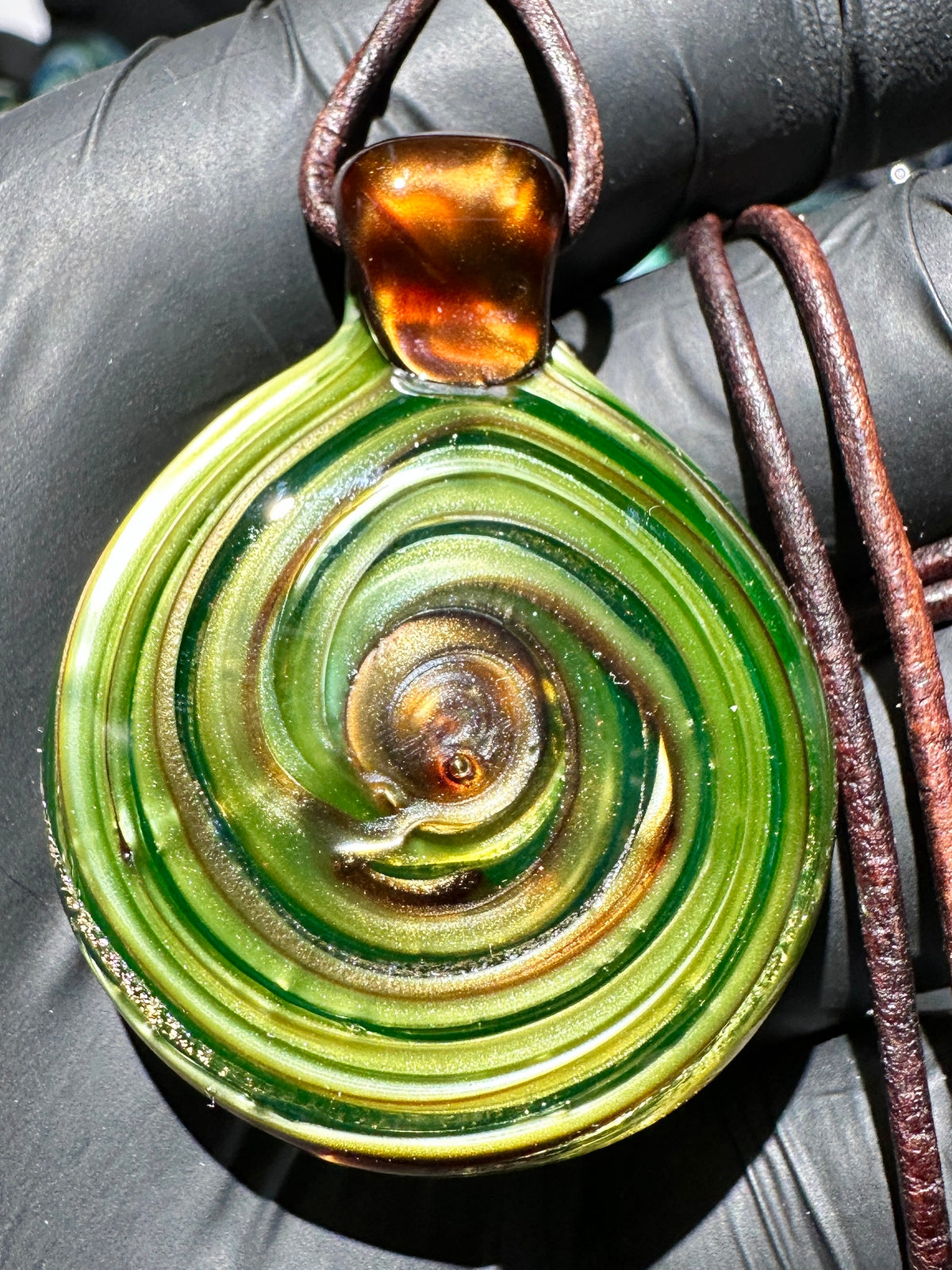 Galaxy Pendant - Gold, Dichro UV