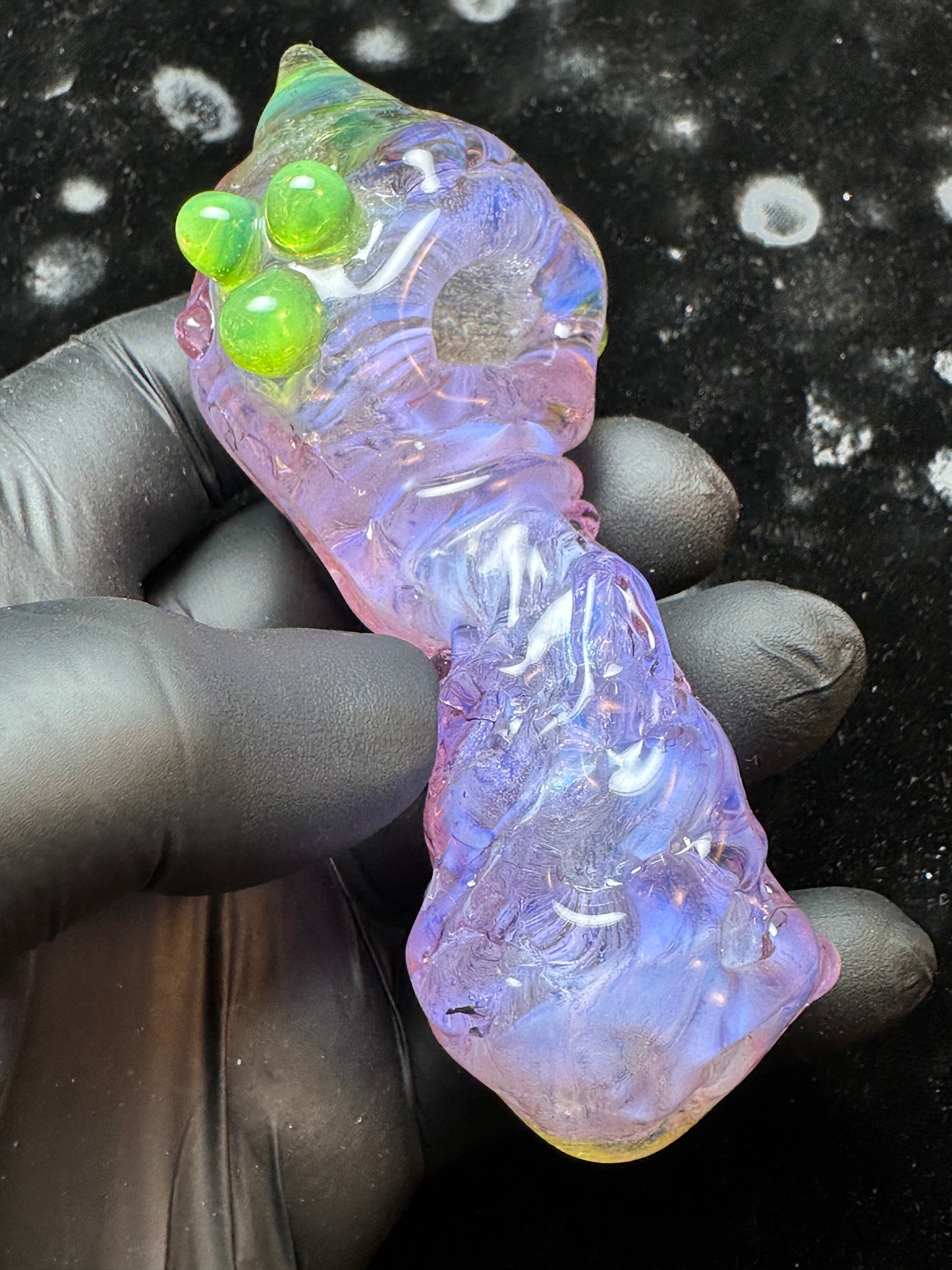 Purple color shifting pipe UV