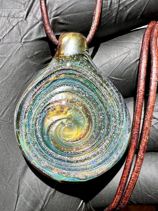 Galaxy Pendant - Gold, Dichro UV